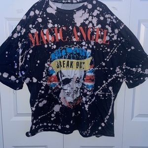 skull letter graphic drop sholder tee